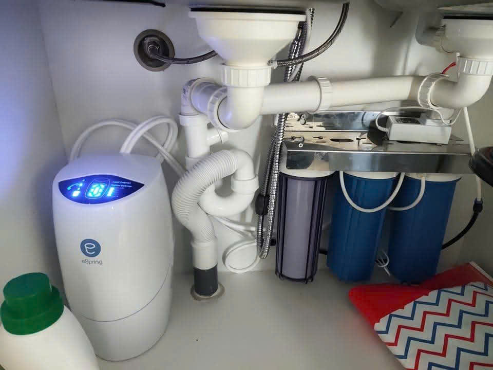 THO SUA MAY LOC NUOC HCM